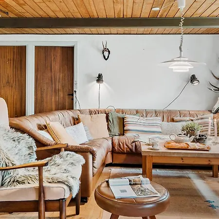 6 Bedroom Gorgeous In