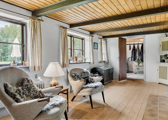 Holiday home 6 Bedroom Gorgeous In